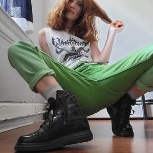 Dr Martens made in England 90s Patent  -Size 5/US8